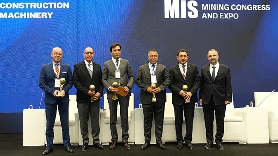 Hasan Yücel, Ankara'da MIS Madencilik Fuarında Hasan Yücel, Ankara'da MIS Madencilik Fuarında